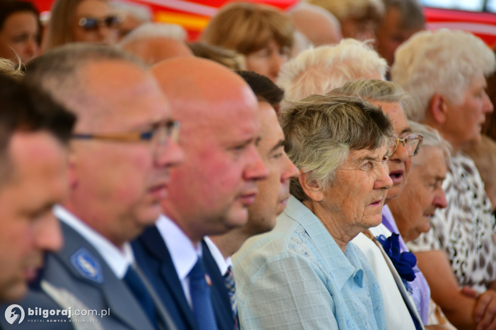 W Żurawiu, strażacy gaszą od 100 lat