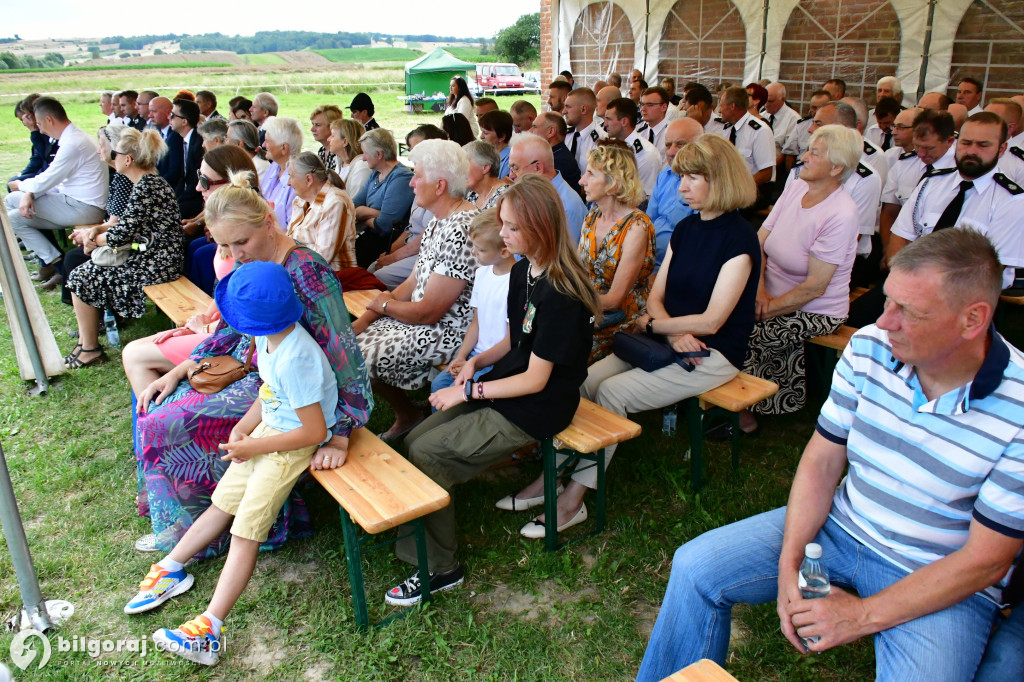 W Żurawiu, strażacy gaszą od 100 lat