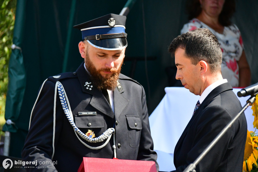 W Żurawiu, strażacy gaszą od 100 lat