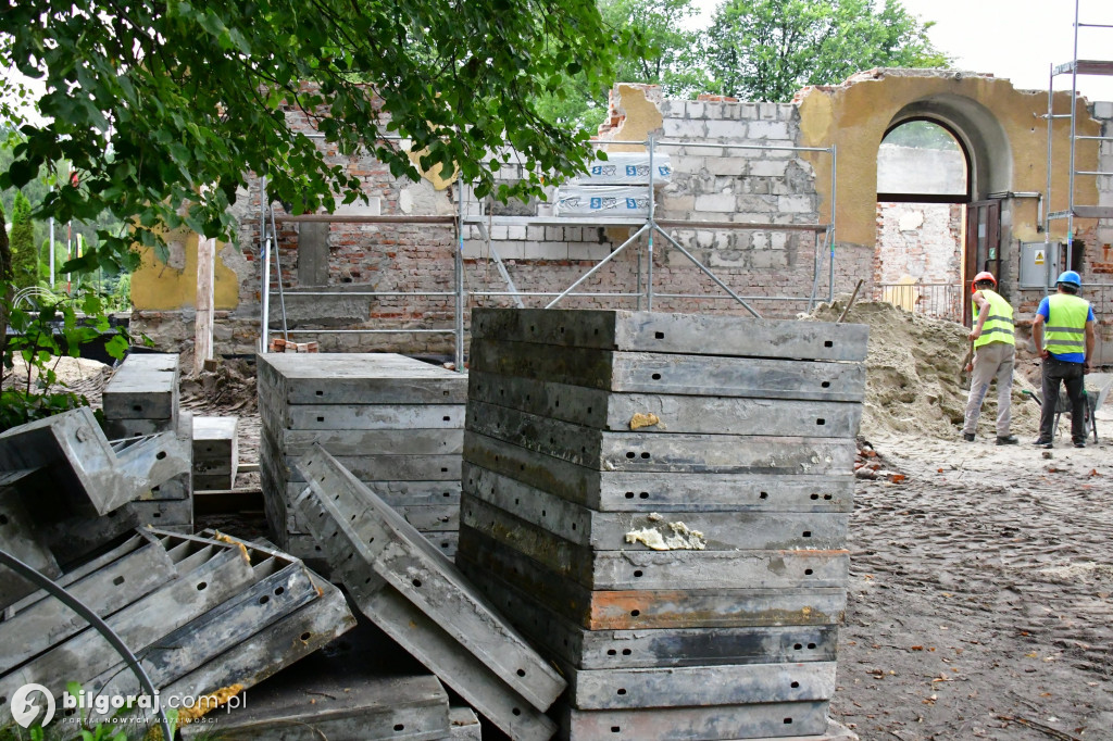 Muzeum w Osuchach rośnie