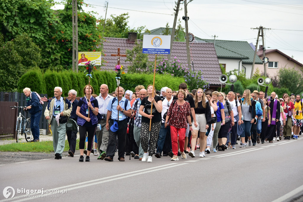 Pielgrzymi z Biłgoraja w drodze