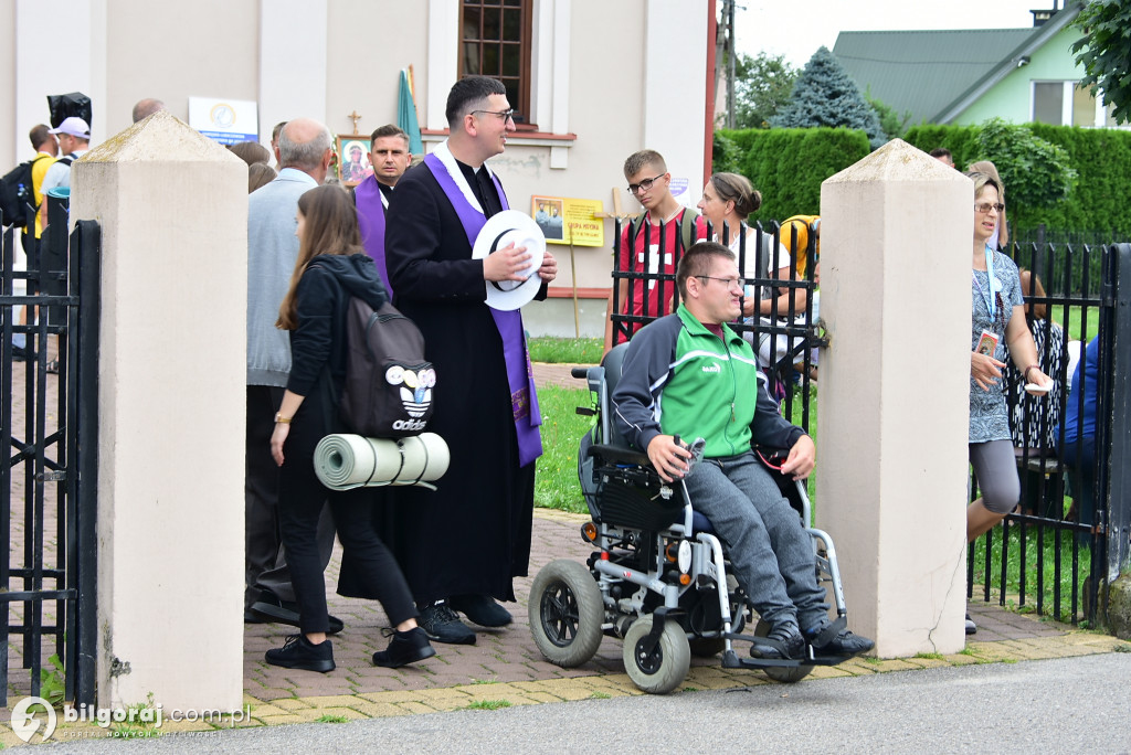 Pielgrzymi z Biłgoraja w drodze