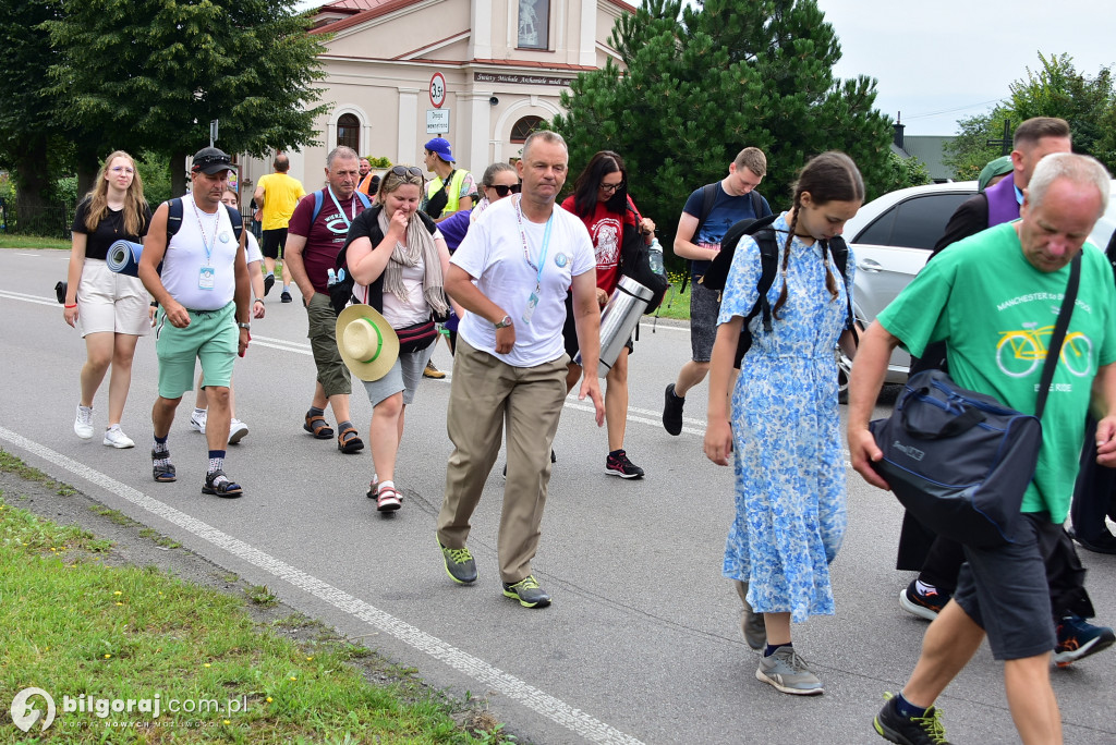 Pielgrzymi z Biłgoraja w drodze