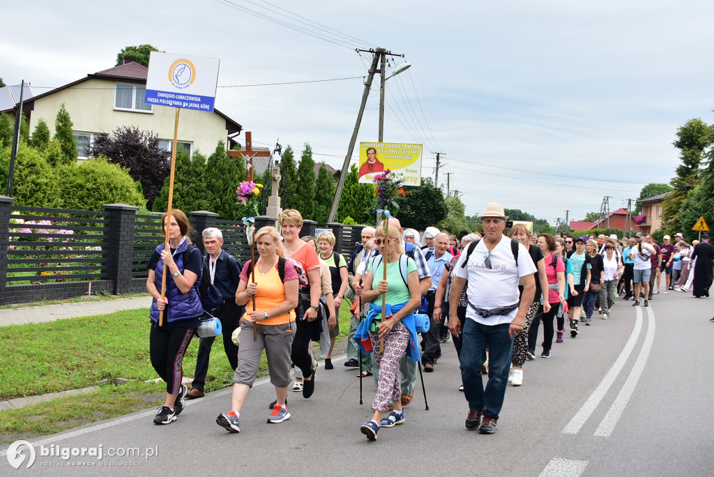 Pielgrzymi z Biłgoraja w drodze