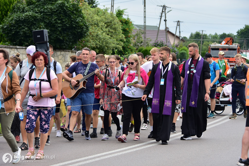 Pielgrzymi z Biłgoraja w drodze