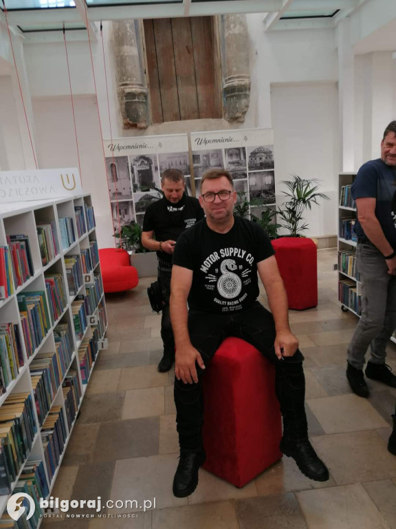Przystanek Tarnogród na trasie VI Roztoczańskiego Spotkania Motocyklistów