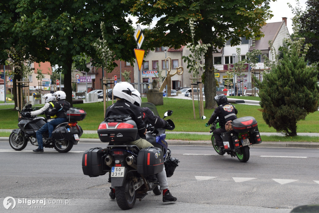 Przystanek Tarnogród na trasie VI Roztoczańskiego Spotkania Motocyklistów
