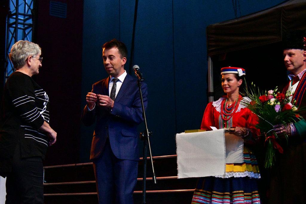 Starosta w roli ministra. Medal dla Anny Iskry