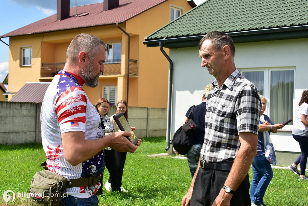 Rajd weterana przejechał przez Dąbrowicę