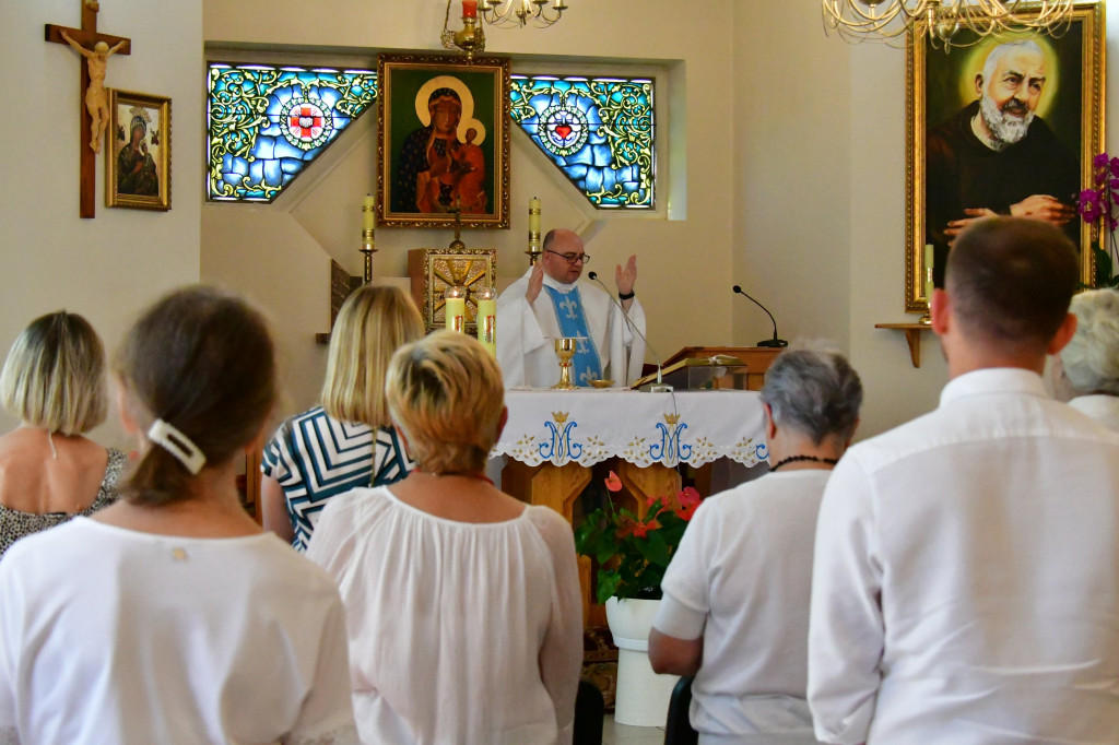 Z pieśnią patriotyczną w tle. Niezwykły piknik w DPS dla Kombatantów