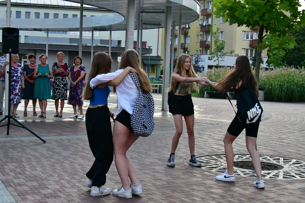 Seniorzy znów ożywili centrum Biłgoraja