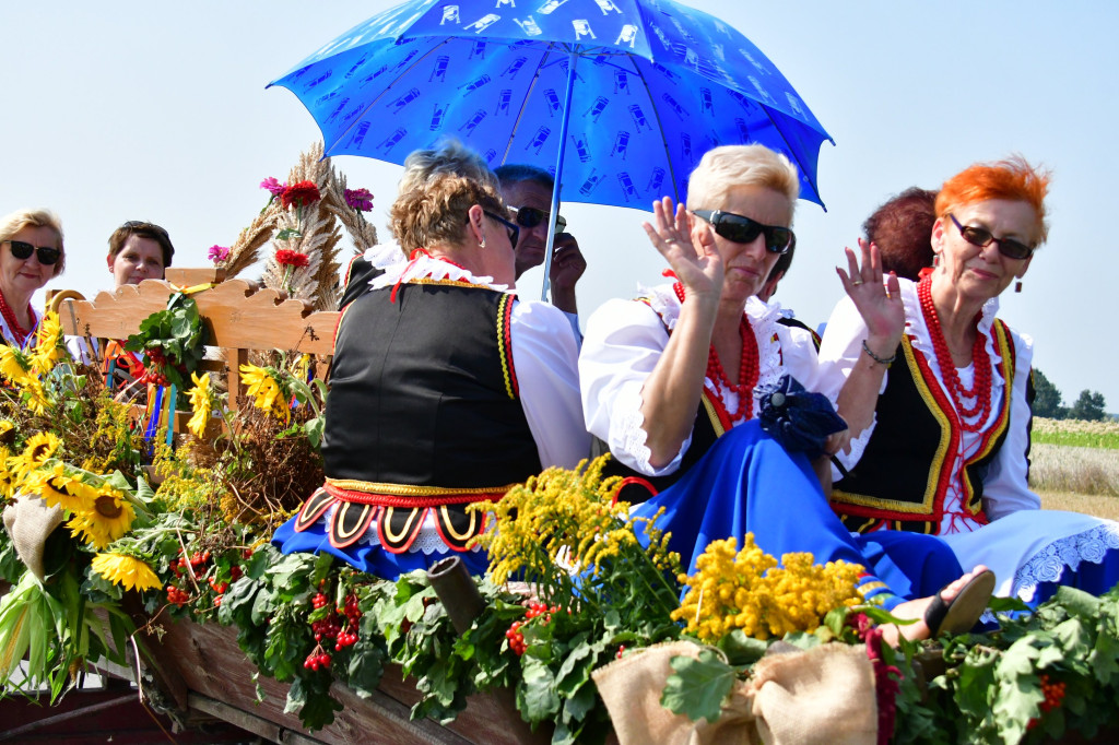 Za plony ziemi dziękowali mieszkańcy gminy Obsza