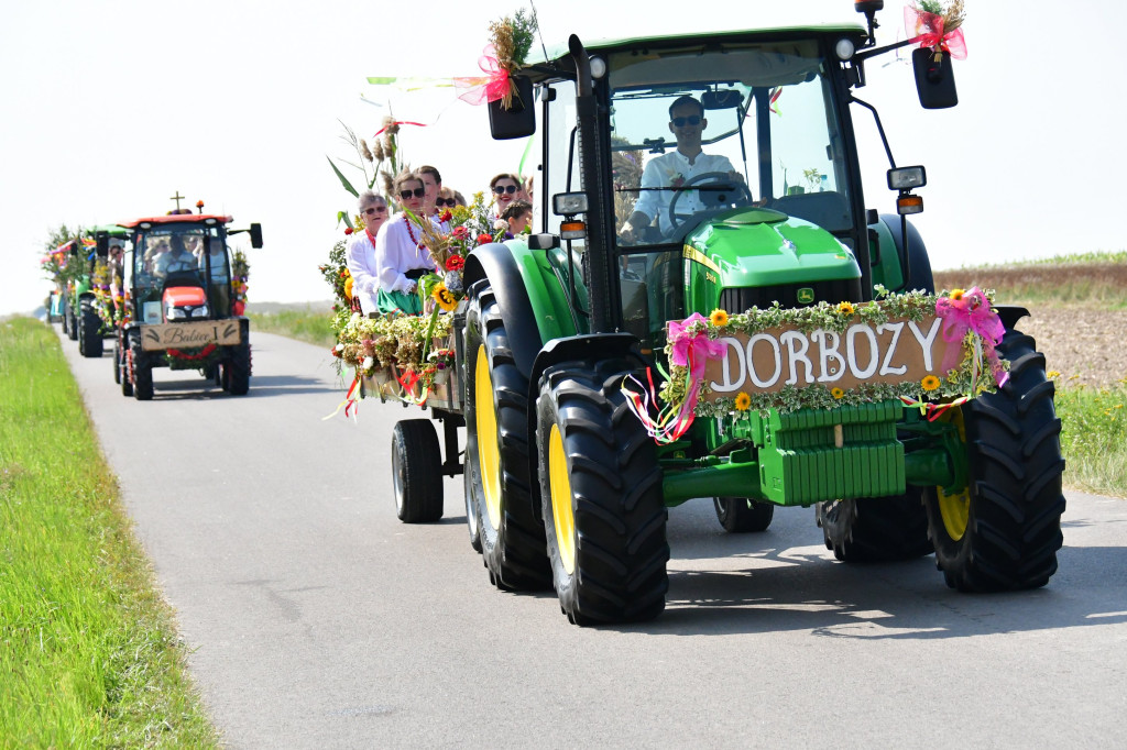 Za plony ziemi dziękowali mieszkańcy gminy Obsza