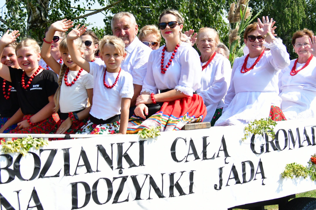 Za plony ziemi dziękowali mieszkańcy gminy Obsza