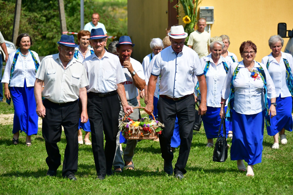Za plony ziemi dziękowali mieszkańcy gminy Obsza