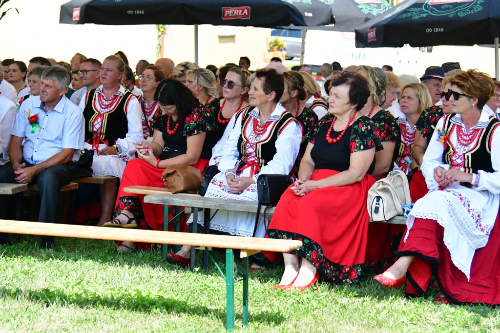Za plony ziemi dziękowali mieszkańcy gminy Obsza