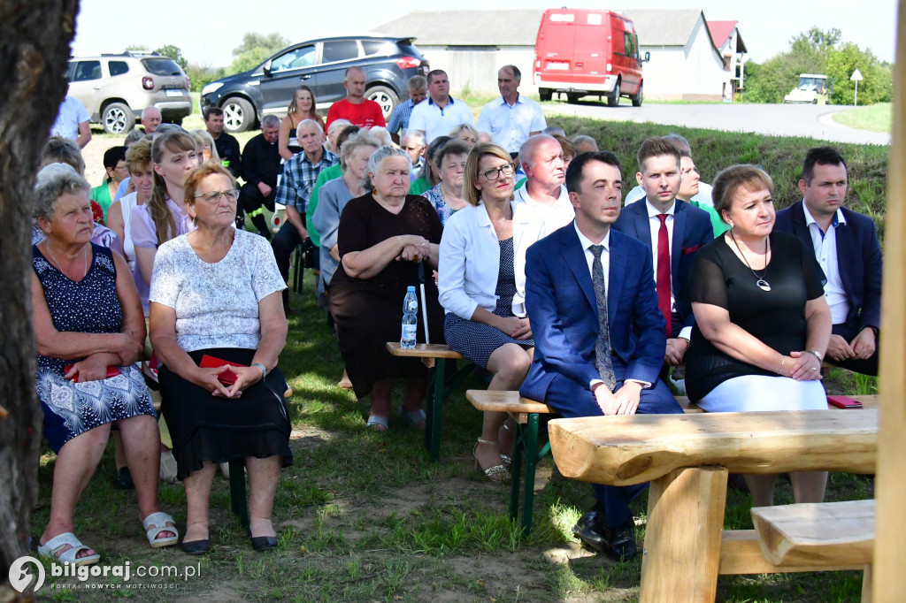 Odnowili krzyż na rozstaju dróg