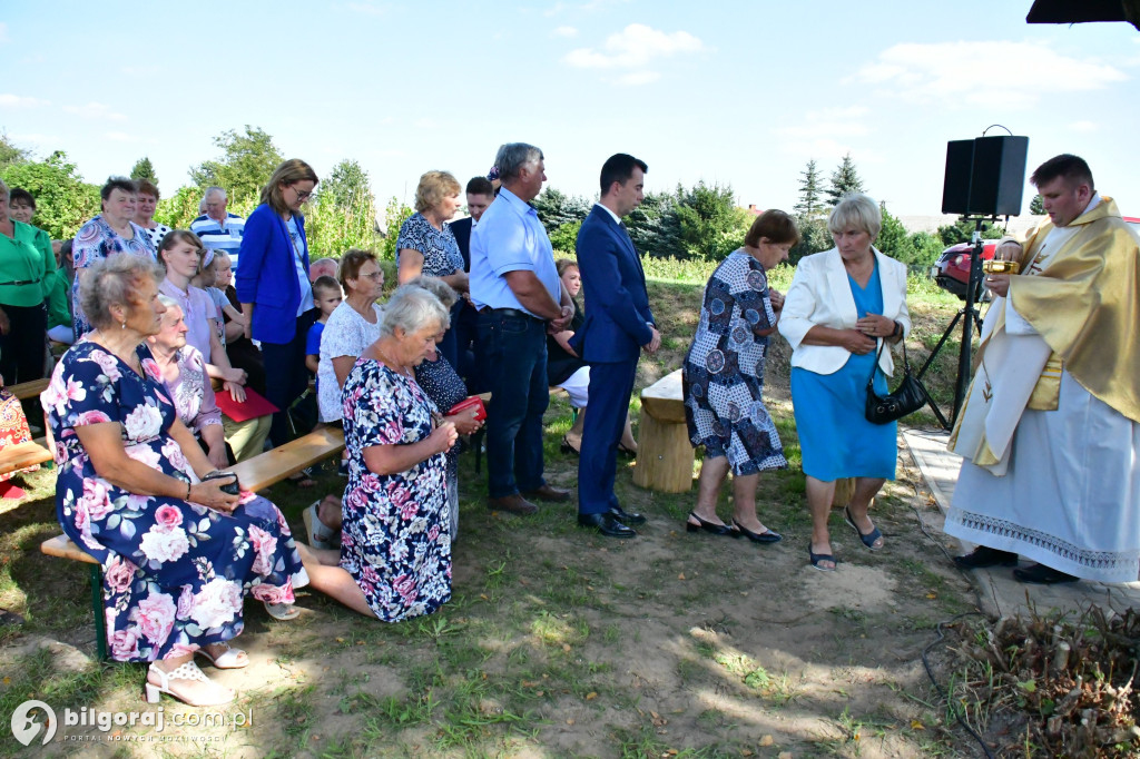 Odnowili krzyż na rozstaju dróg
