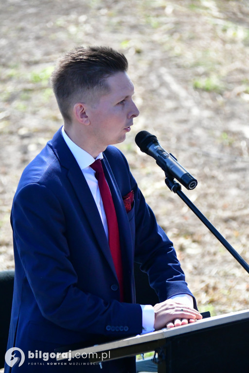 Odnowili krzyż na rozstaju dróg