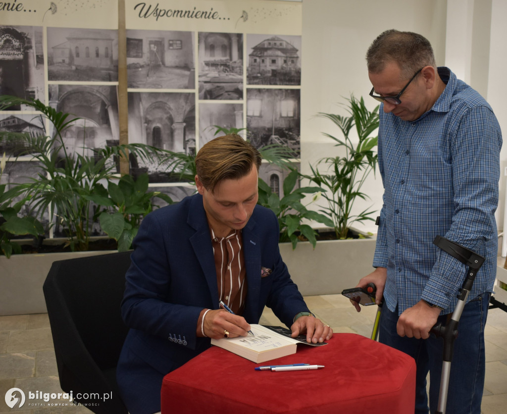 Max Czornyj w tarnogrodzkiej Bibliotece