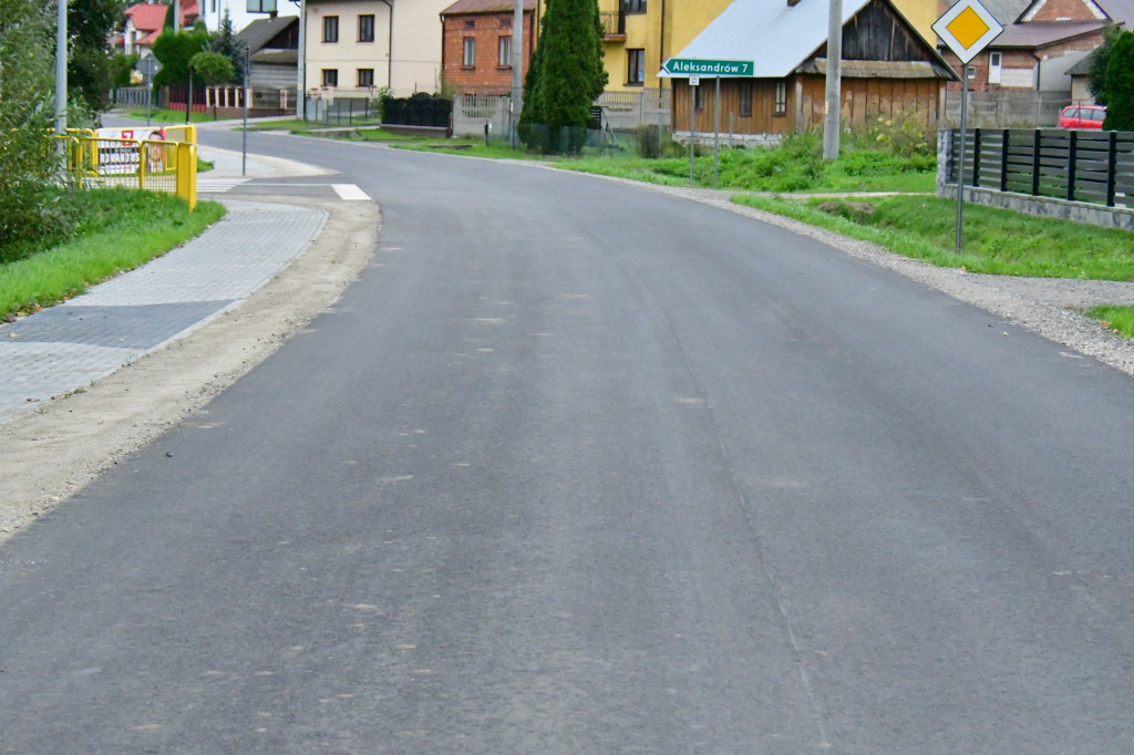 Droga przez Podsośninę, Szostaki do Pisklak otwarta