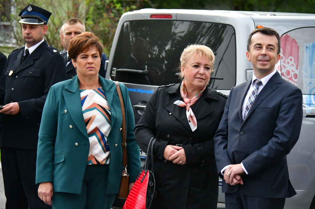 Droga przez Podsośninę, Szostaki do Pisklak otwarta