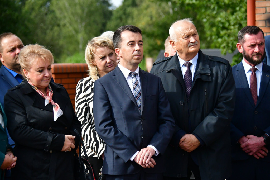 Droga przez Podsośninę, Szostaki do Pisklak otwarta