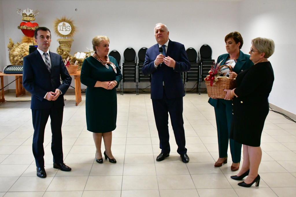 Droga przez Podsośninę, Szostaki do Pisklak otwarta