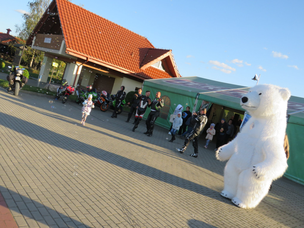 Charytatywnie nad Zalewem Biszcza Żary