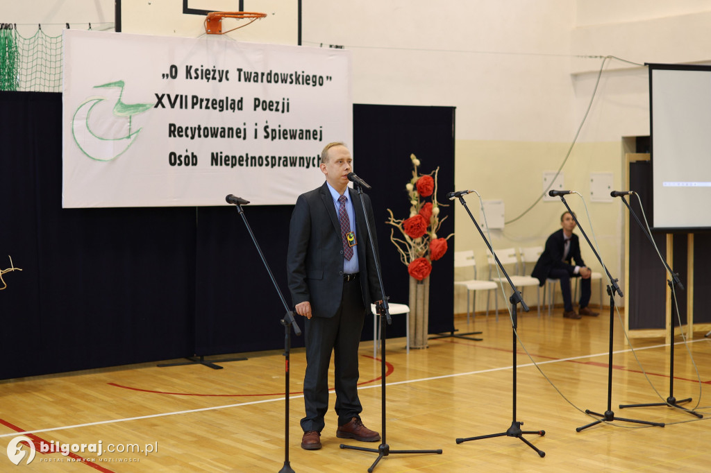 Biszcza. Poetycka walka o księżyc Twardowskiego
