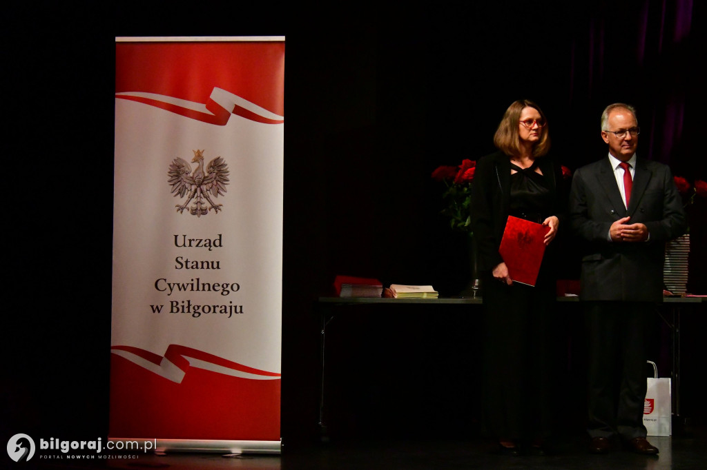 Odznaczenie 48 Par Złotych Godów w Biłgorajskim Centrum Kultury