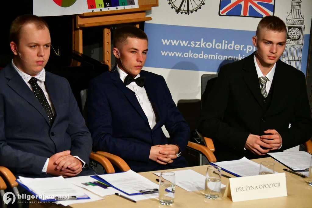Sztuczna Inteligencja tematem pierwszej debaty oksfordzkiej biłgorajskiej młodzież