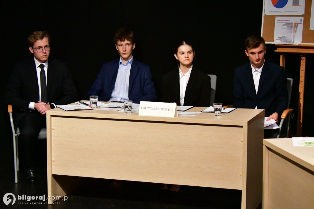 Znamy parę finałową biłgorajskich debat oksfordzkich. Zmierzą się...