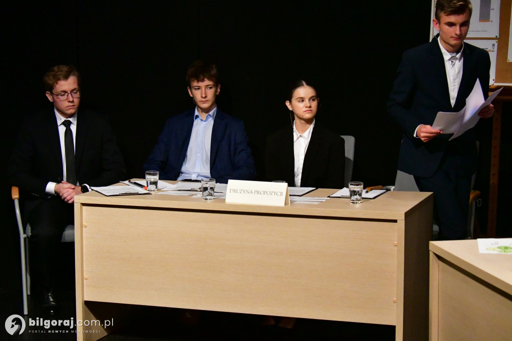 Znamy parę finałową biłgorajskich debat oksfordzkich. Zmierzą się...