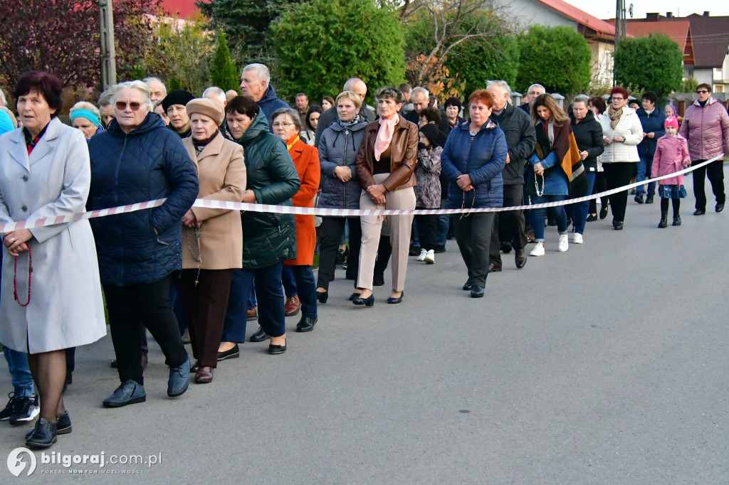 Dereźnia w gminie Biłgoraj. Mieszkańcy przeszli w procesji różańcowej