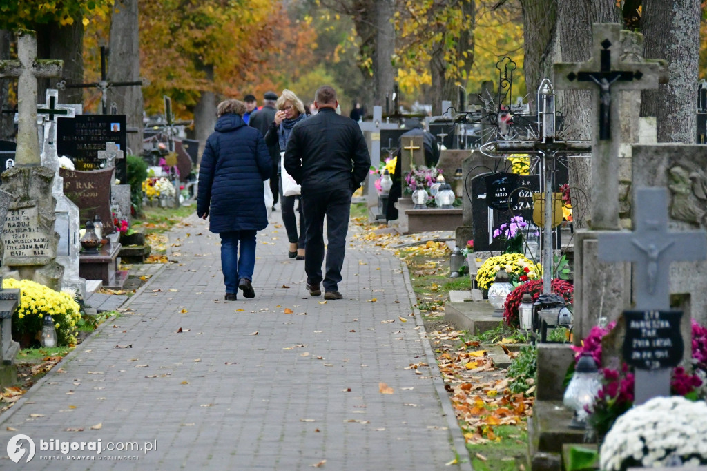 Świętymi bądźmy. Komentarz na Uroczystość Wszystkich Świętych