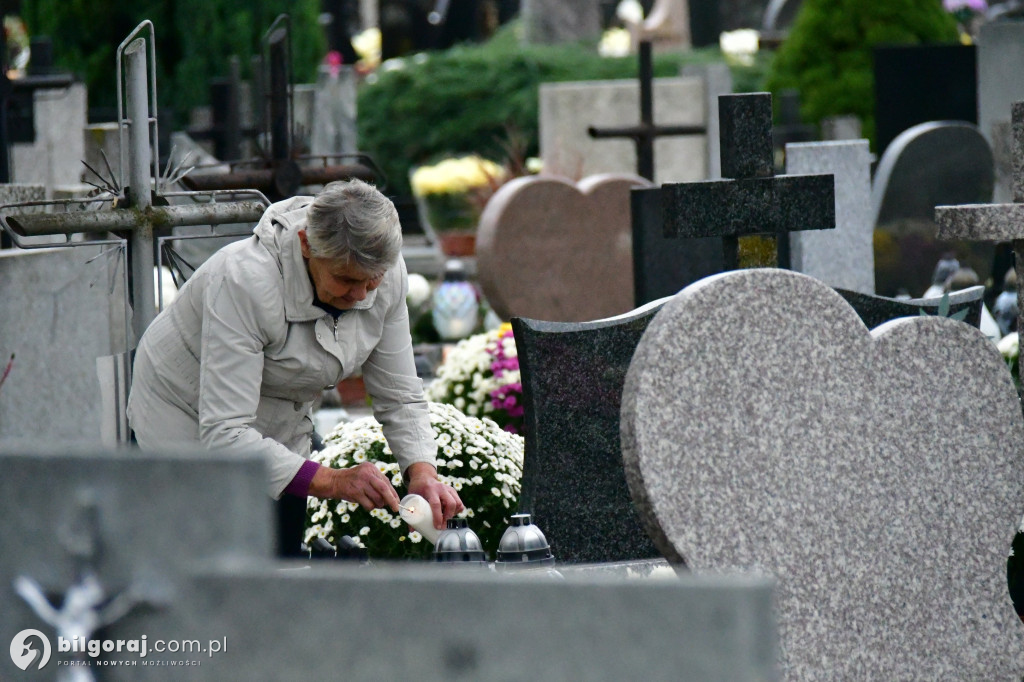 Świętymi bądźmy. Komentarz na Uroczystość Wszystkich Świętych