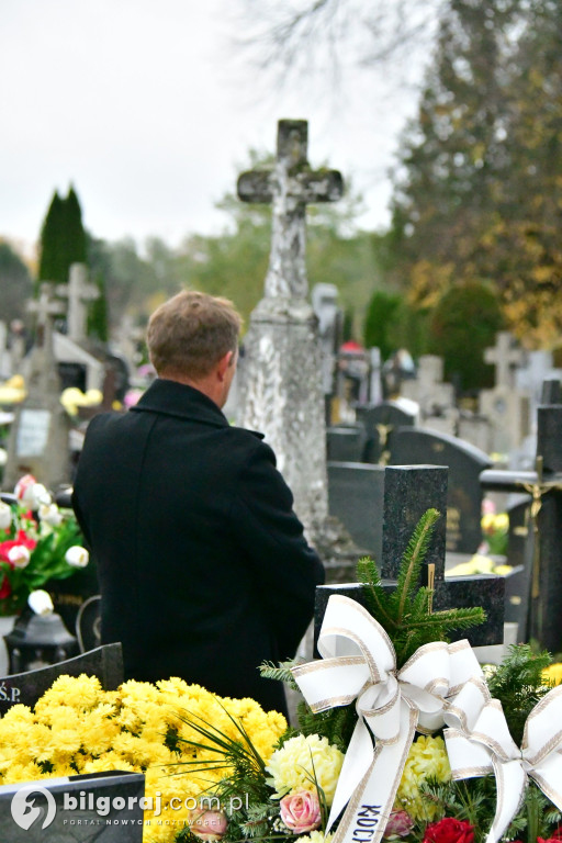 Świętymi bądźmy. Komentarz na Uroczystość Wszystkich Świętych