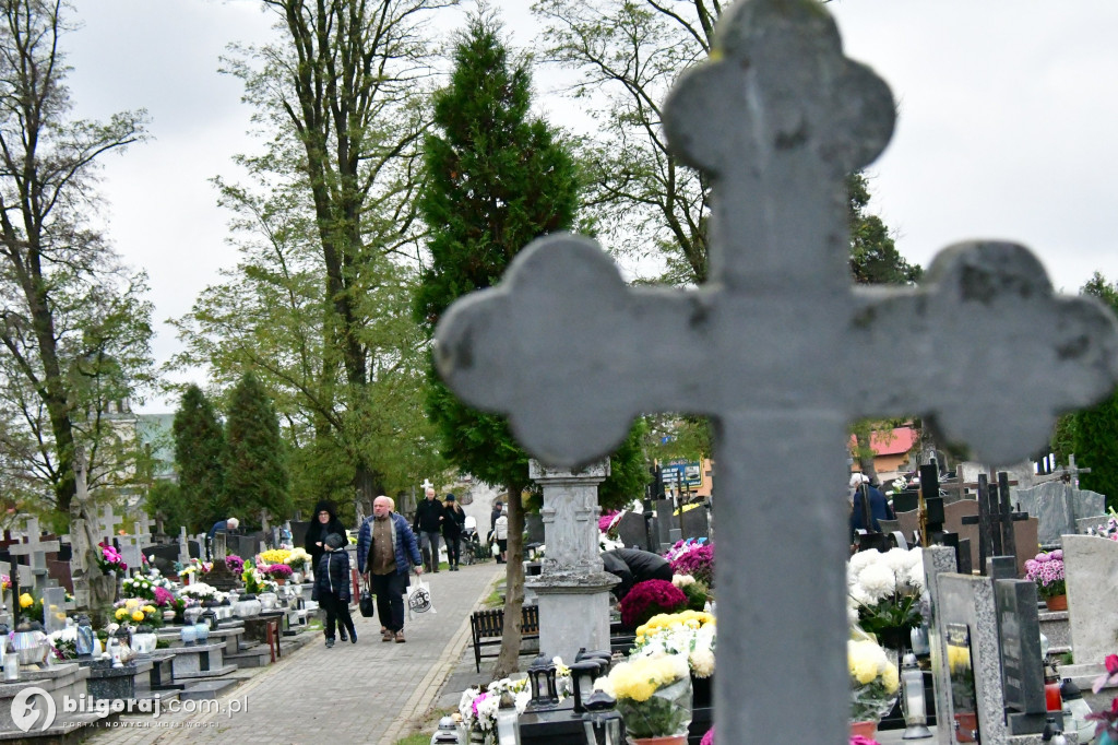 Świętymi bądźmy. Komentarz na Uroczystość Wszystkich Świętych