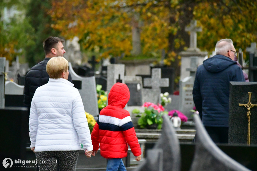 Świętymi bądźmy. Komentarz na Uroczystość Wszystkich Świętych
