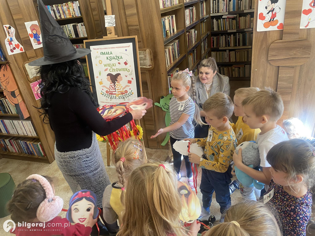 Bajkowe spotkanie w Bibliotece w Obszy z okazji...