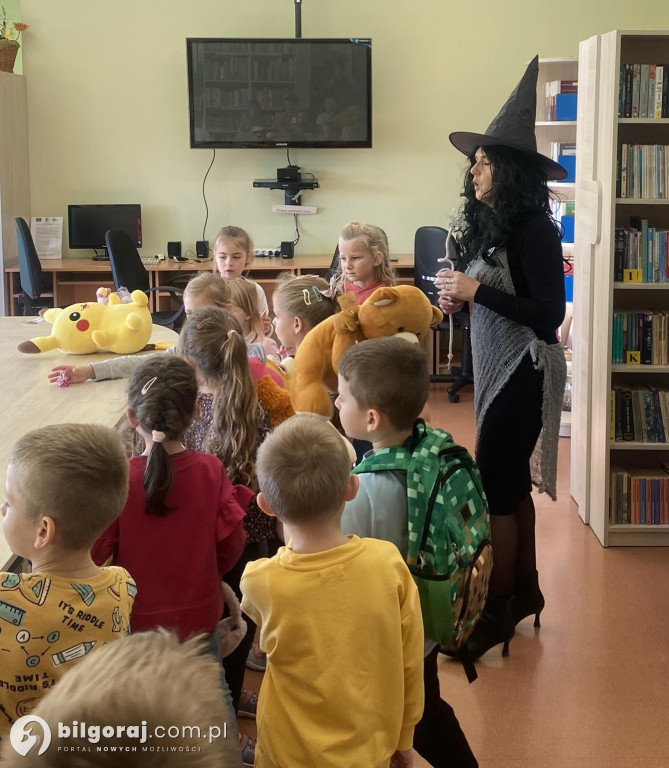 Bajkowe spotkanie w Bibliotece w Obszy z okazji...