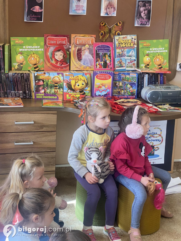 Bajkowe spotkanie w Bibliotece w Obszy z okazji...