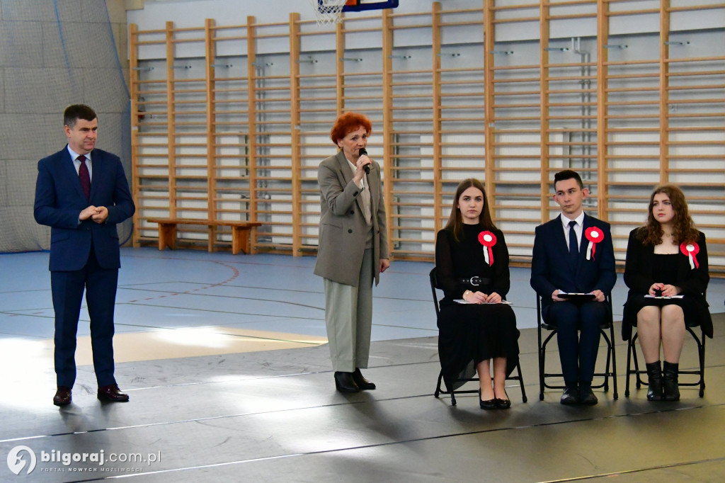 Niepodległościowo w biłgorajskiej Budowlance
