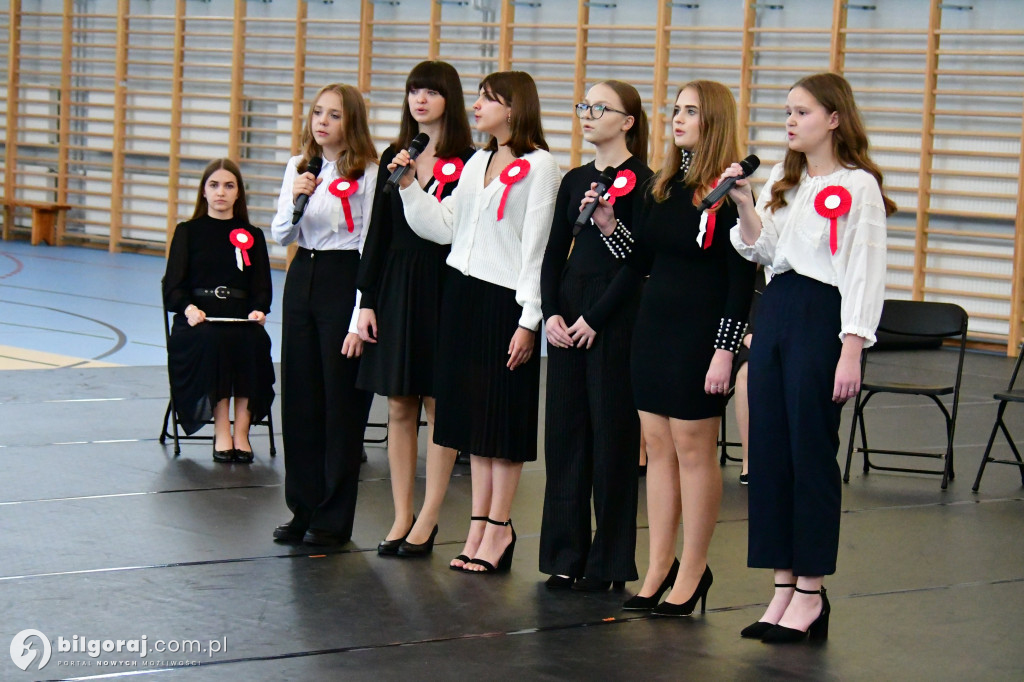 Niepodległościowo w biłgorajskiej Budowlance