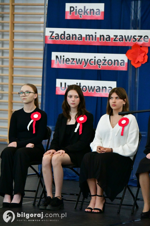 Niepodległościowo w biłgorajskiej Budowlance