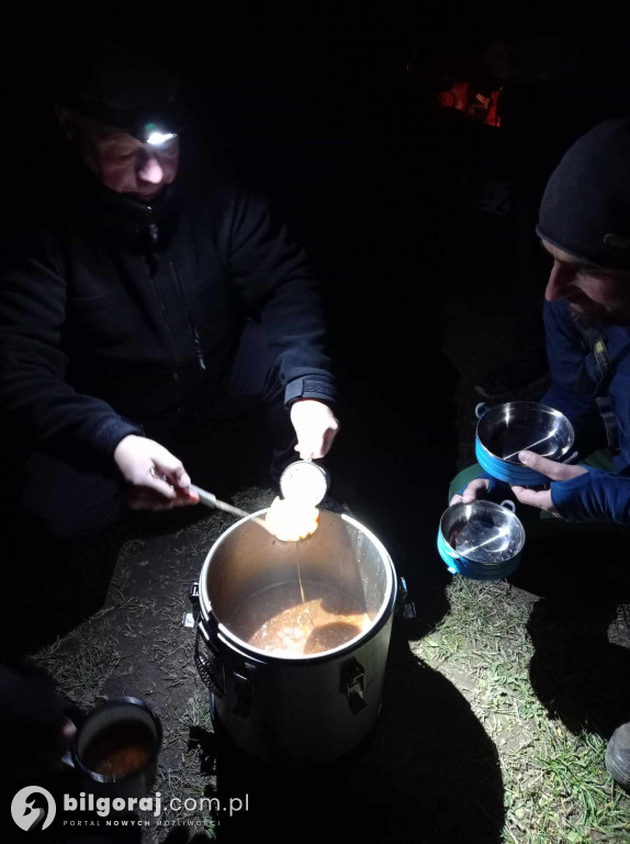 Nocny niepodległościowy rajd naszych harcerzy