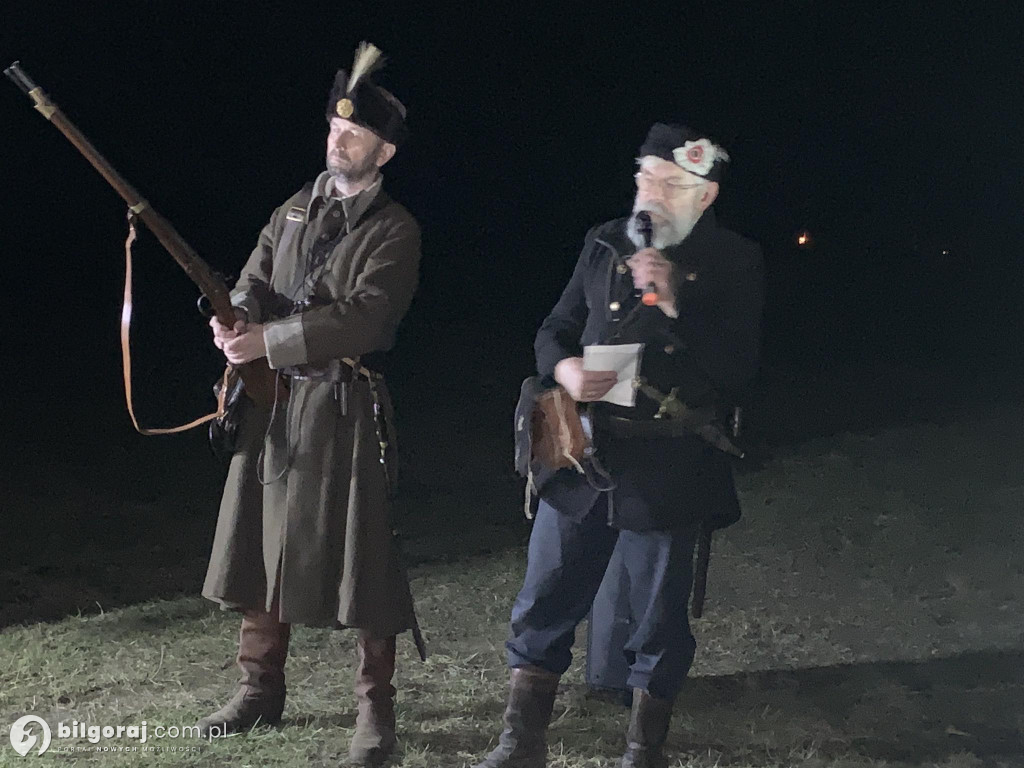 Nocny niepodległościowy rajd naszych harcerzy