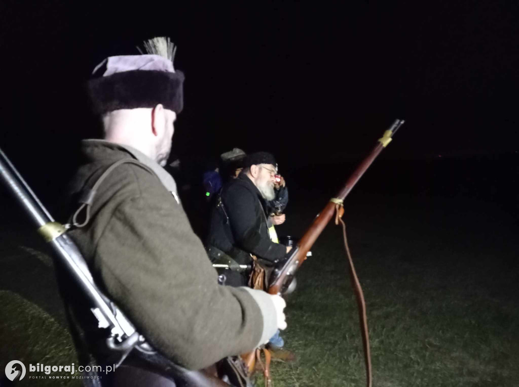 Nocny niepodległościowy rajd naszych harcerzy
