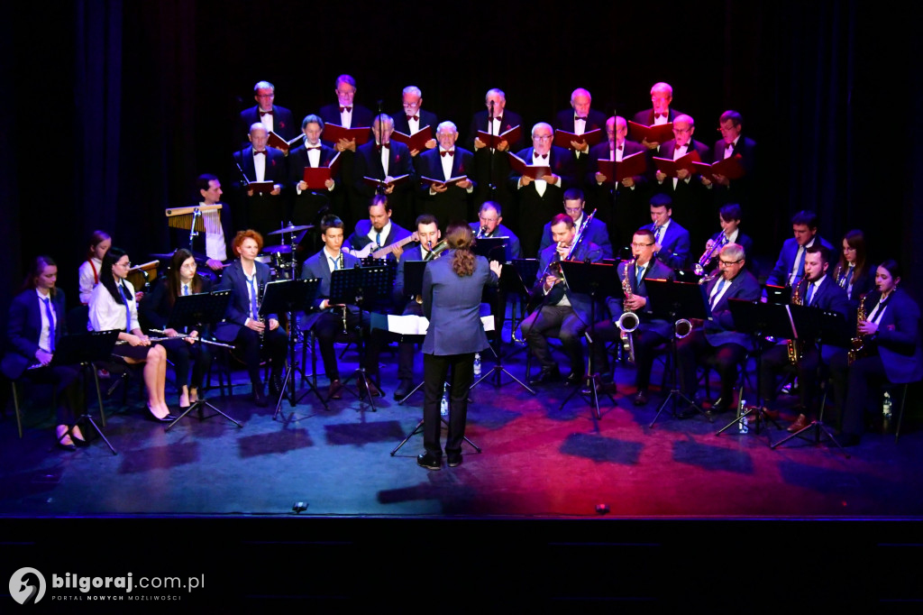 „Koncert listopadowy”  z zespołami BCK